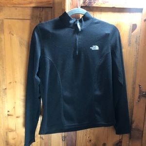 The North Face lightweight 1/4 zip knit sweat shirt. Size M
